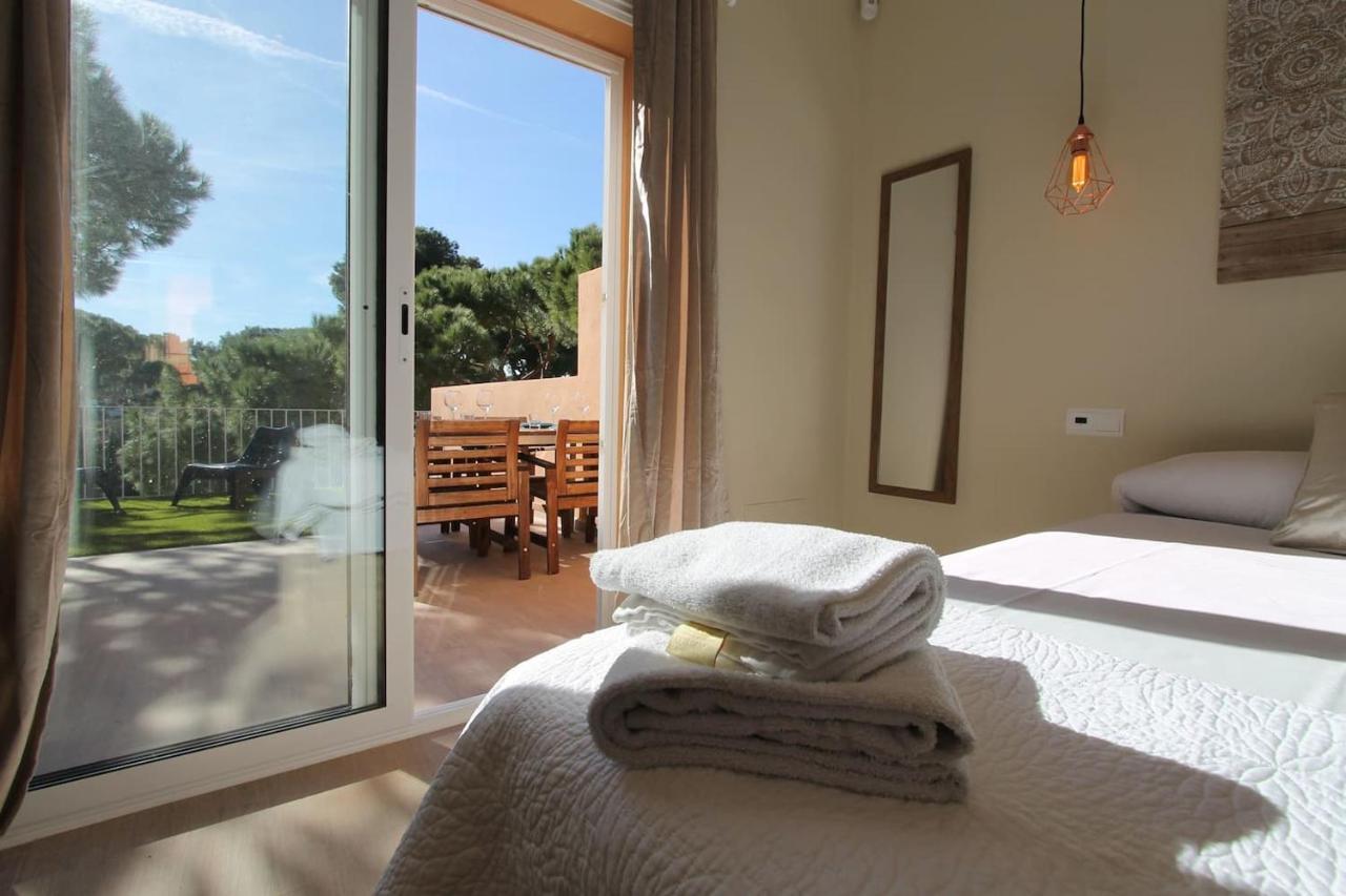 Petit Bijou - Beach Apartment III Castelldefels Esterno foto