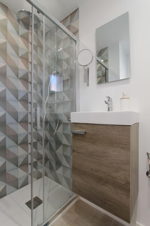 Petit Bijou - Beach Apartment III Castelldefels Esterno foto