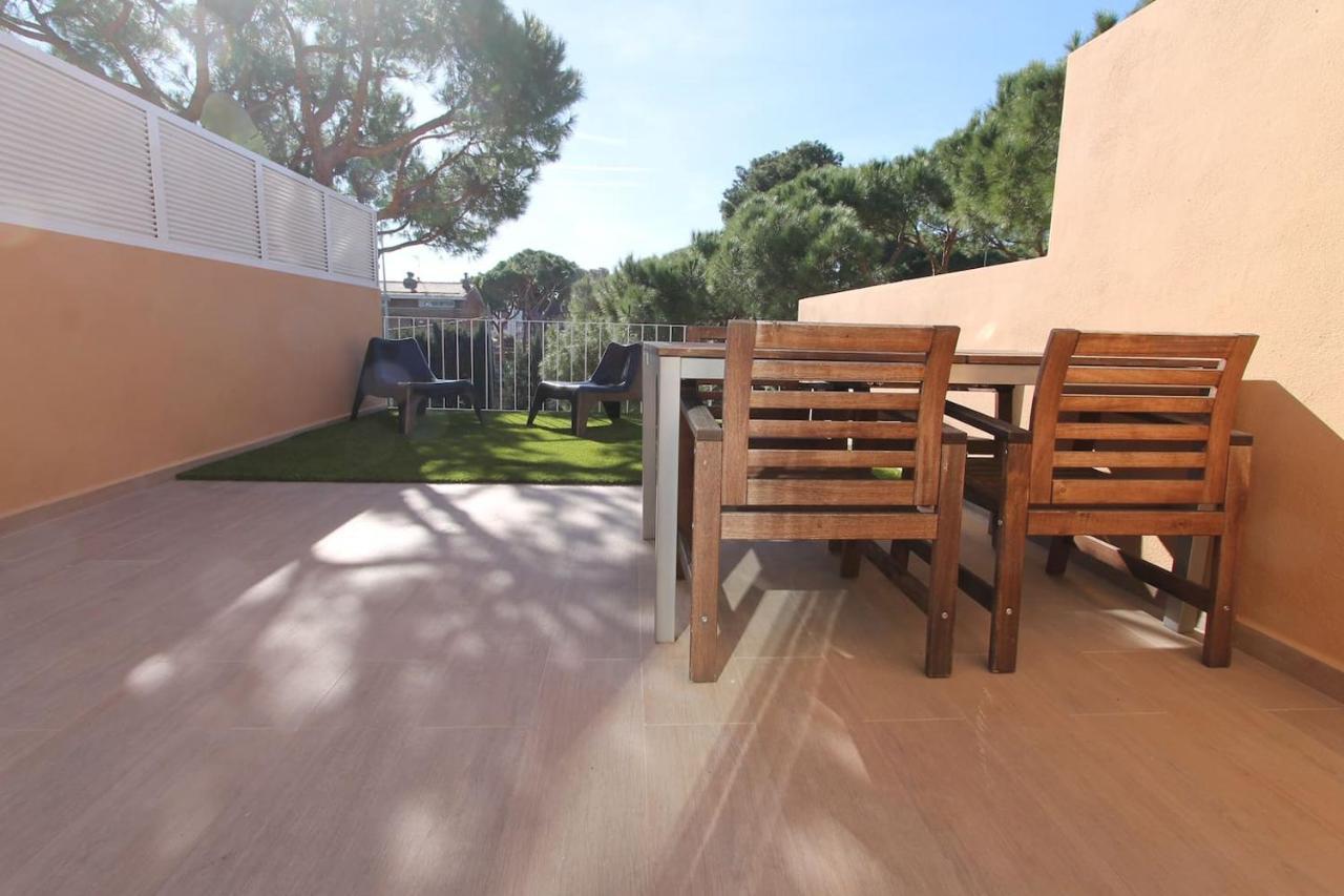 Petit Bijou - Beach Apartment III Castelldefels Esterno foto
